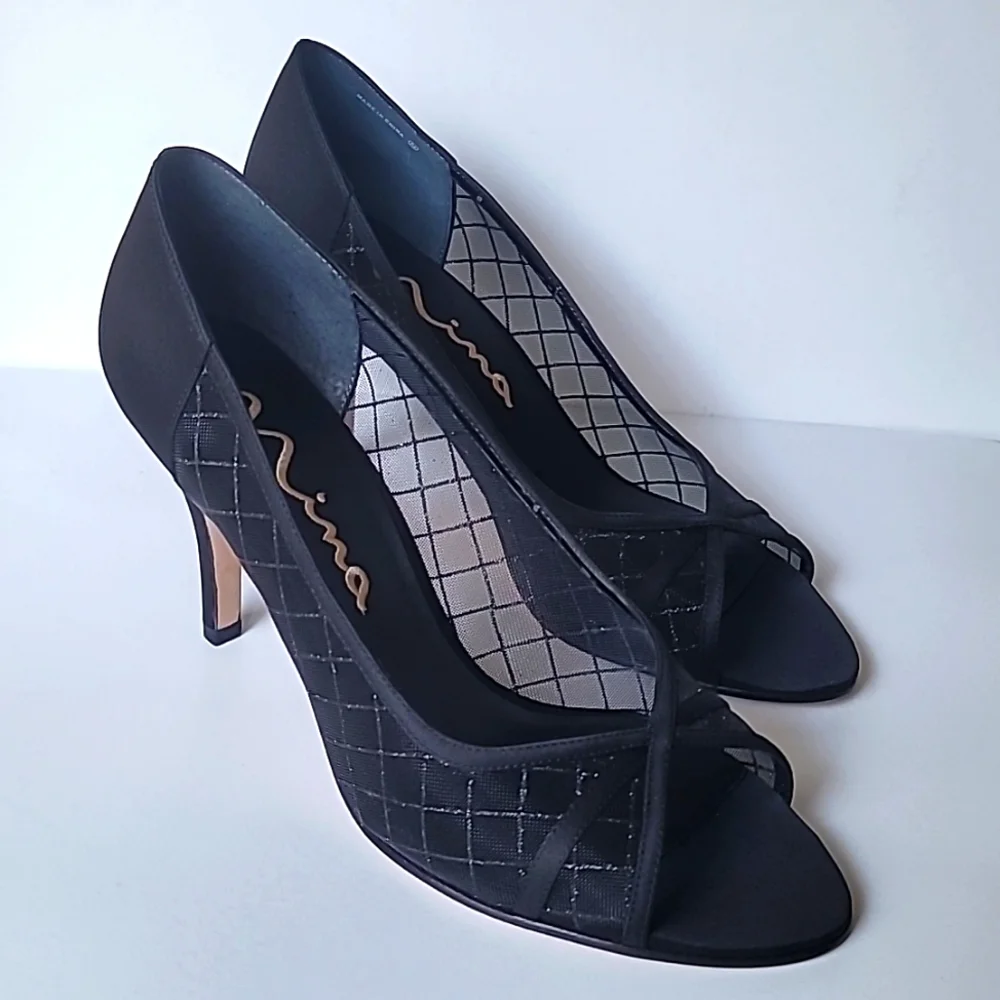 NWB Nina Open Toe Satin and Mesh Heels, Size 9.5M - Picture 1 of 9